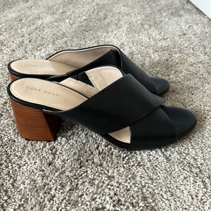 NEW COLE HAAN Black leather Sandals Slides Ladies 10M